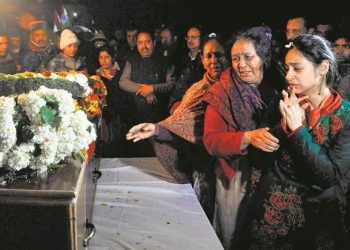 இதல்லவா தேசப்பற்று கணவரை இழந்த ஒரே ஆண்டில்  ராணுவத்தில் இணைந்த வீரமங்கை! வீரமங்கைக்கு சல்யூட்!