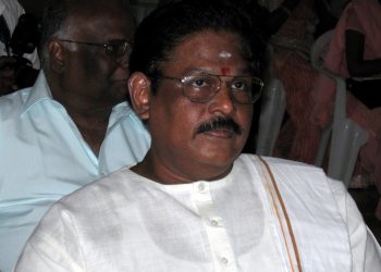 ஹிந்து விரோதிகளுக்கு துணைபோகும் சுகிசிவத்திற்கு செருப்படி