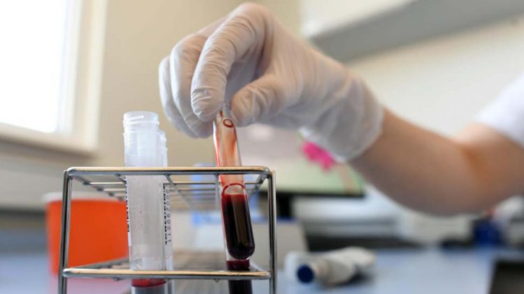 கொரோனாவிற்கு  பிளாஸ்மா சிகிச்சை முதல் நோயாளி குணமடைந்து டிஸ்சார்ஜ்!