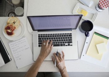 ஐடி ஊழியர்கள் ஜூலை 31 வரை வீட்டிலிருந்துதான் பணி செய்ய வேண்டும் மத்திய அரசு அதிரடி!