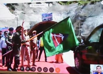 ரிஷிகேஷ் சாலையில் 440 மீட்டர் சுரங்கப்பாதை அமைத்து சாதனை !