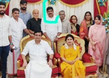 ஹாசிம் என்ற கொலையாளி கேரள முதல்வர் பினாரயி  வீட்டு கல்யாணத்தில் ! கேரளா மக்கள் அதிர்ச்சி