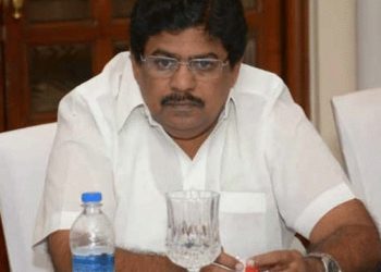 வசூல் வேட்டைக்கு ஒன்றிணைவோம் வா திட்டம் !  தி.மு.க முன்னாள் எம்.எல்.ஏ  அதிர்ச்சி தகவல்!