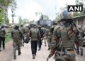 கா‌‌ஷ்மீரில்  4 பயங்கரவாதிகளை வேட்டையாடியது பாதுகாப்பு படை !