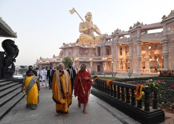 ராமானுஜரின் பணியில் தமிழுக்கு முக்கிய இடம் உண்டு: சிலையை திறந்துவைத்தபின் பிரதமர் மோடி பேச்சு…….