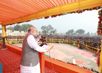 மாபியாகளை களமிறக்கும் சமாஜ்வாதி:உ.பி.,யில் அமித்ஷா தாக்கு..