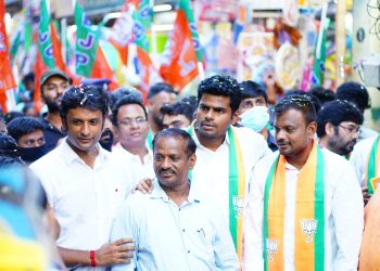 ஹாட் பாக்ஸ், கொலுசு, பணம் இதுதான் திராவிட மாடல் வெற்றியா? அண்ணாமலை அதிரடி !