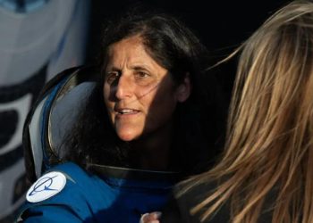 சொதப்பிய நாசாவின் திட்டம் சுனிதா வில்லியம்ஸ் இல்லாமல் புறப்பட்டது விண்கலம்!