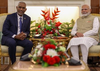 ஐயா விட்றாதீங்க… நீங்கதான் இனி எல்லாமே… காப்பாத்துங்க மோடியிடம் சரணாகதி அடைந்த மாலத்தீவு !