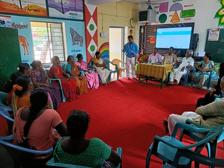 சி.ம.புதூர் அரசு தொடக்கப்பள்ளியில் பள்ளி மேலாண்மை குழு சிறப்பு கூட்டம்.