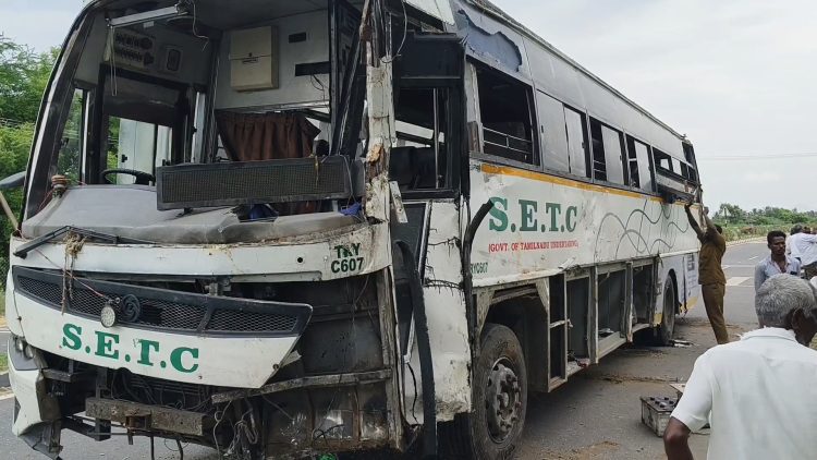 திருக்கோவிலூர் அருகே அரசு சொகுசு பேருந்து கவிழ்ந்து விபத்து 3 பேர் படுகாயம்.